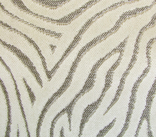 Amalfi E6 2523 300, velours meubelstof met stippen dessin.