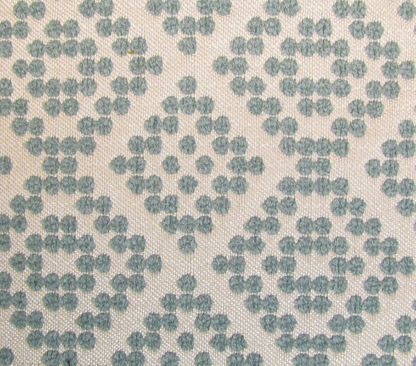 Shasha Dots E6 2529 103, meubelstof met ingeweven stippen in ruitpatroon