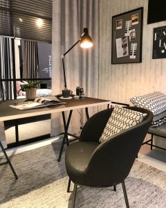 Studio_Line_01